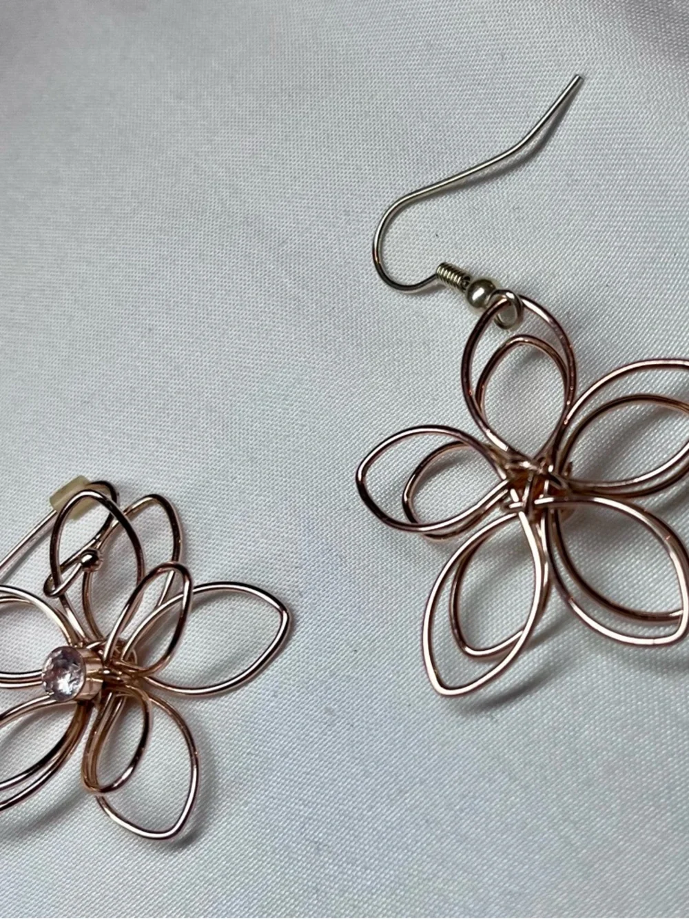 Rose Gold Flower Wire Loop Earrings with Clear Crystal - Picture 3 of 7